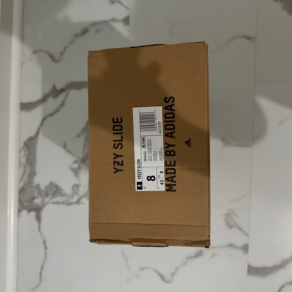 Adidas Yeezy Slides Size 8 - Picture 2 of 4